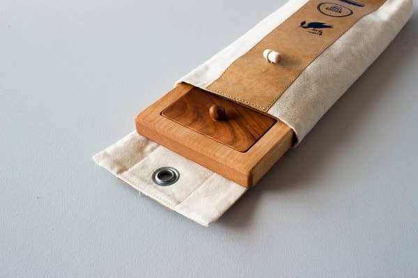 wooden story | brede-dunne knop puzzel