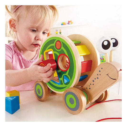 hape | houten trekslak met vormenstoof