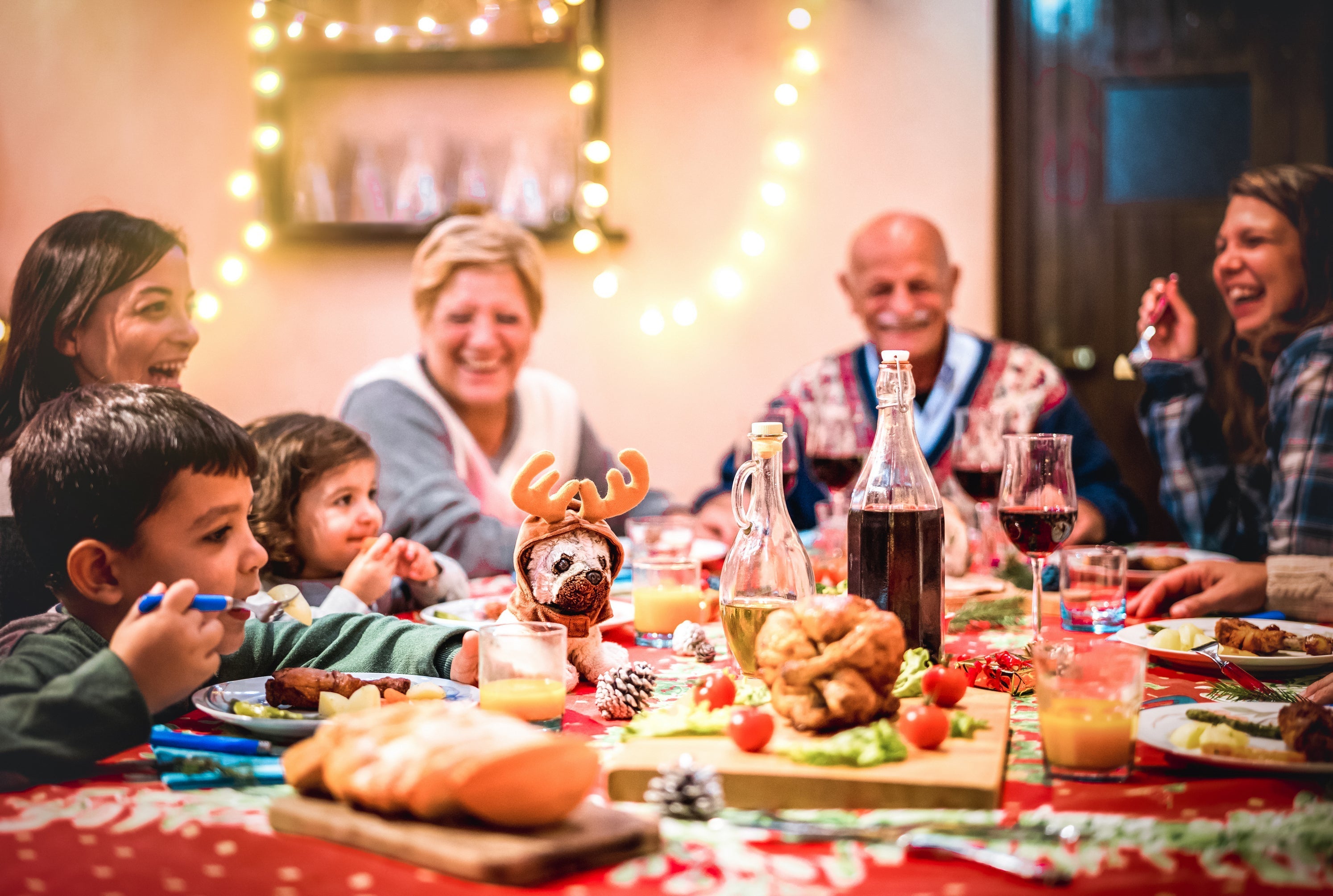 Hoe je de feestdagen rustig doorkomt met jonge kinderen