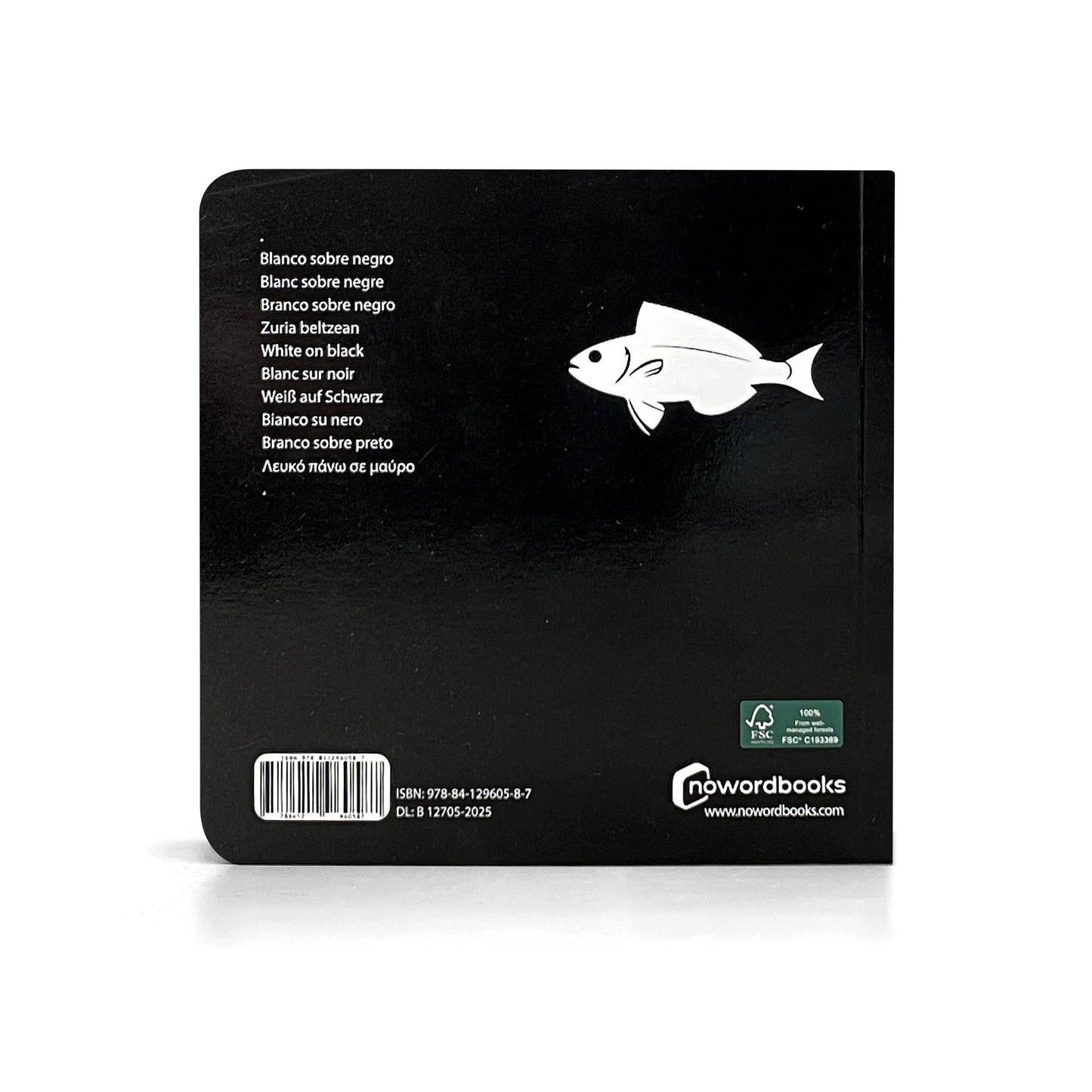 nowordbooks | wit op zwart - woordloos boek