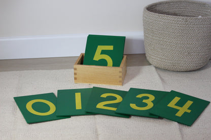 moyo montessori | schuurpapier cijfers - met opbergpak